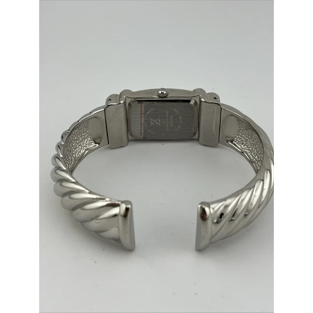 Women's Bangle Band Quartz‎ Silver Watch MOP Dial 20mm Case- New Battery